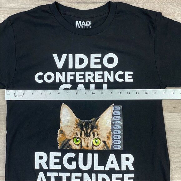 Mad Engine Conference Call Cat Short Sleeve T-shirt Black S NWT - Picture 5 of 6